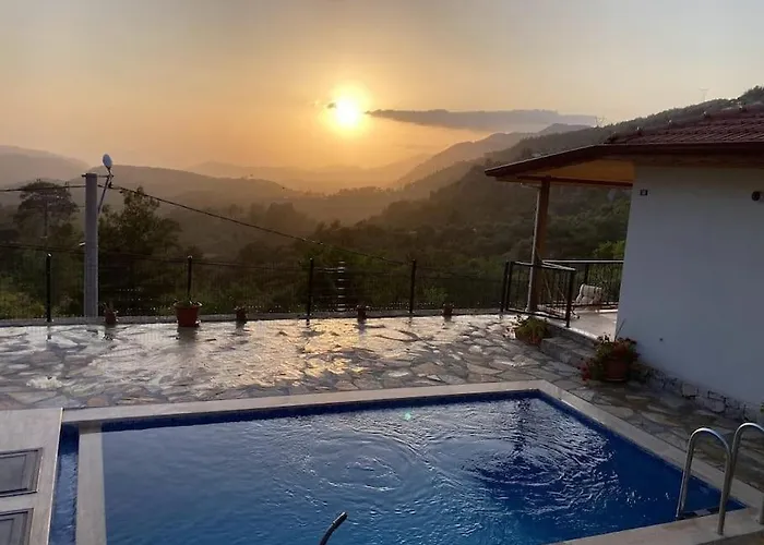 Magnificent Sunset View Villa