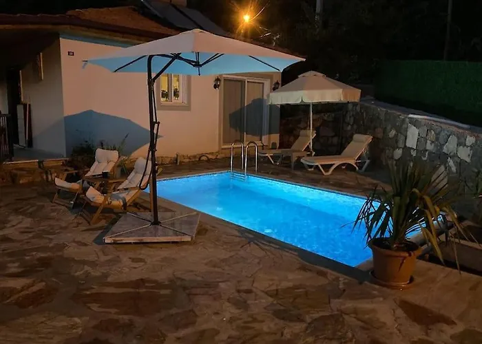 Magnificent Sunset View Vilă