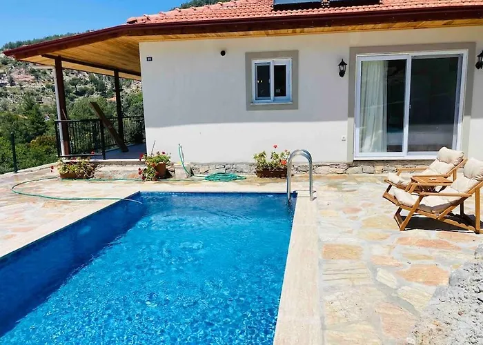 Magnificent Sunset View Vilă